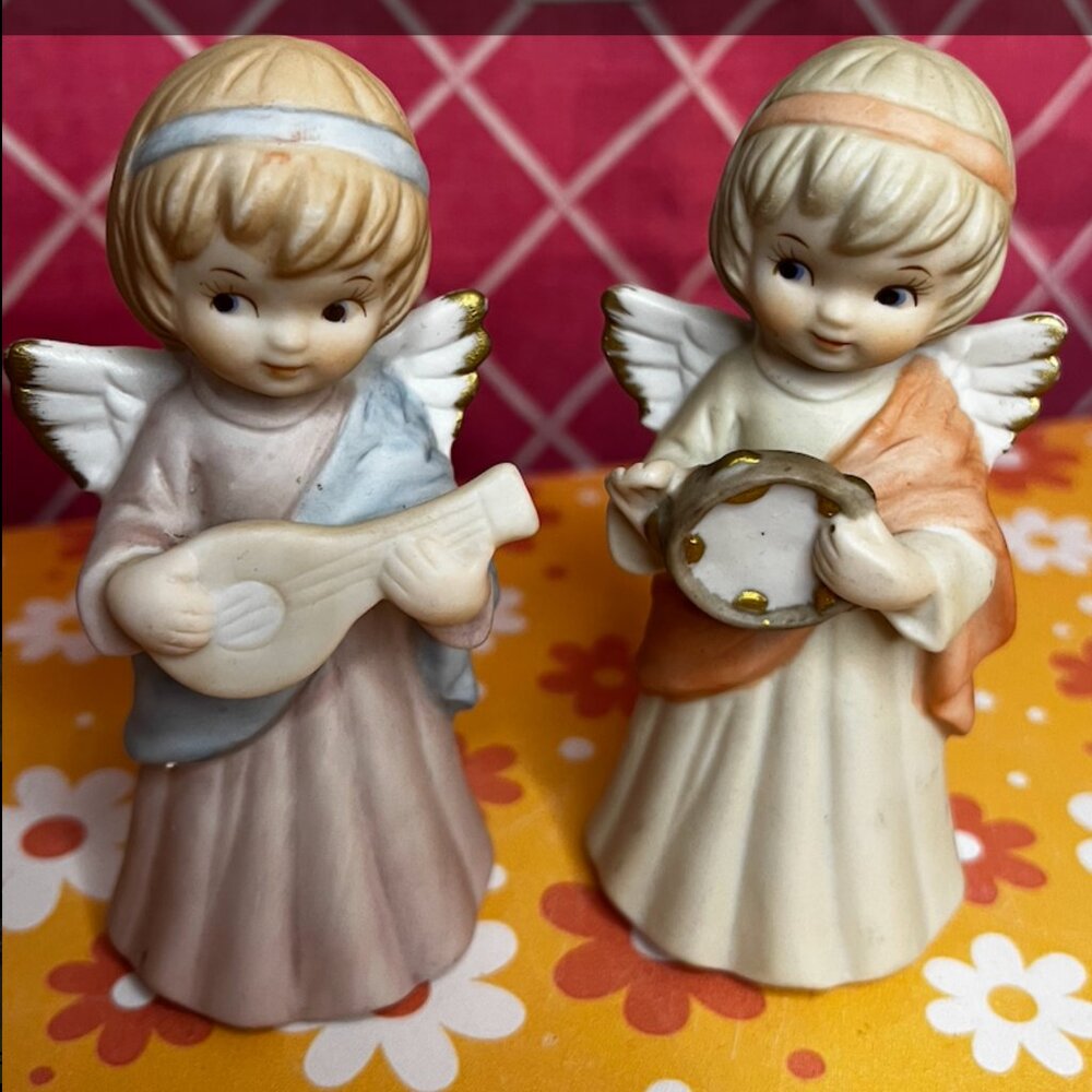 LEFTON CHINA HAND PAINTED ANGELS  FIGURINES